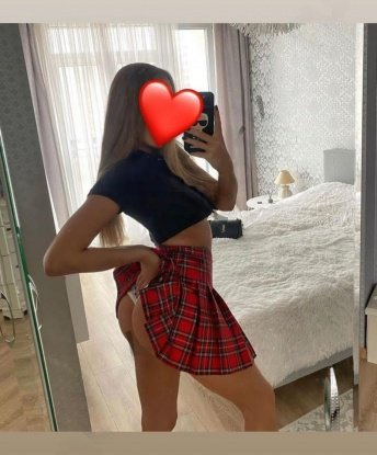 Арина, 22 года, 2 размер груди